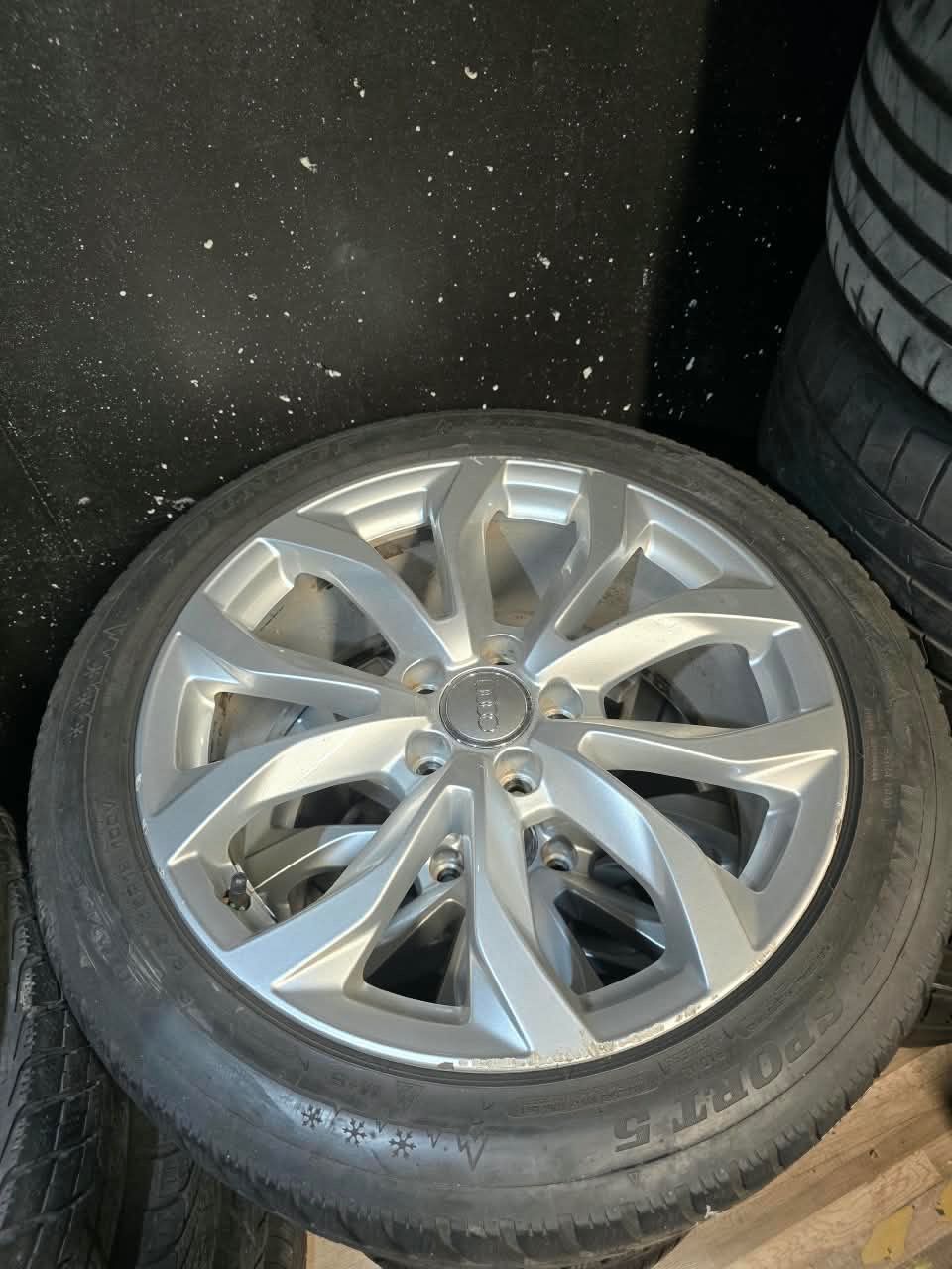 Audi Pneumatici & Ruote complete: Audi A6 C7 Winterkompletträder – Usato da Wolhusen venduto da wer_b2yj