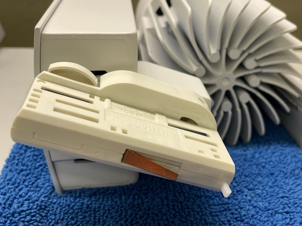 Lampade: LED Deckenspot drehbar – Usato da Rüti ZH venduto da M_Clan 2