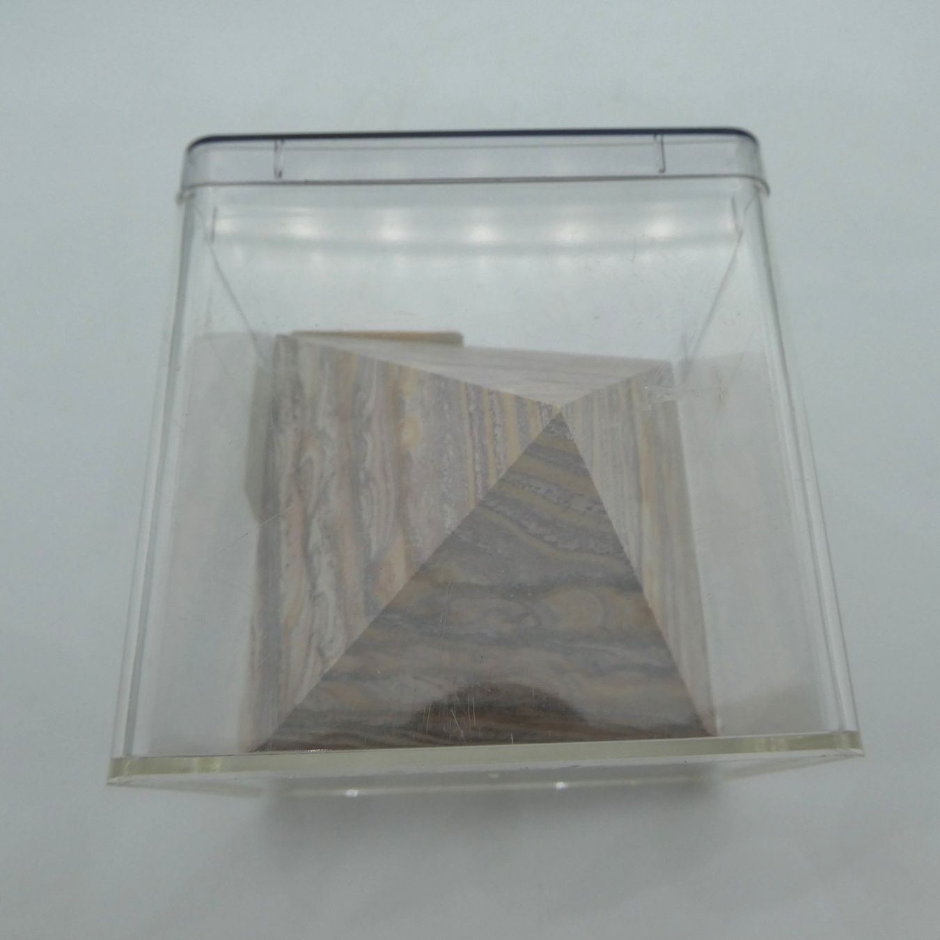 Tutte le decorazioni: Pyramide als Dekoration – Usato da Volketswil venduto da brockipfannenstil 4