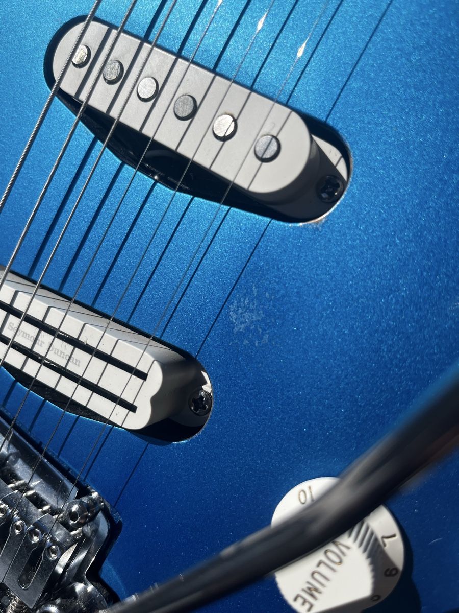 Charvel Strumenti musicali: Charvel DK 22 SSS – Usato da La Neuveville venduto da lejocko 3