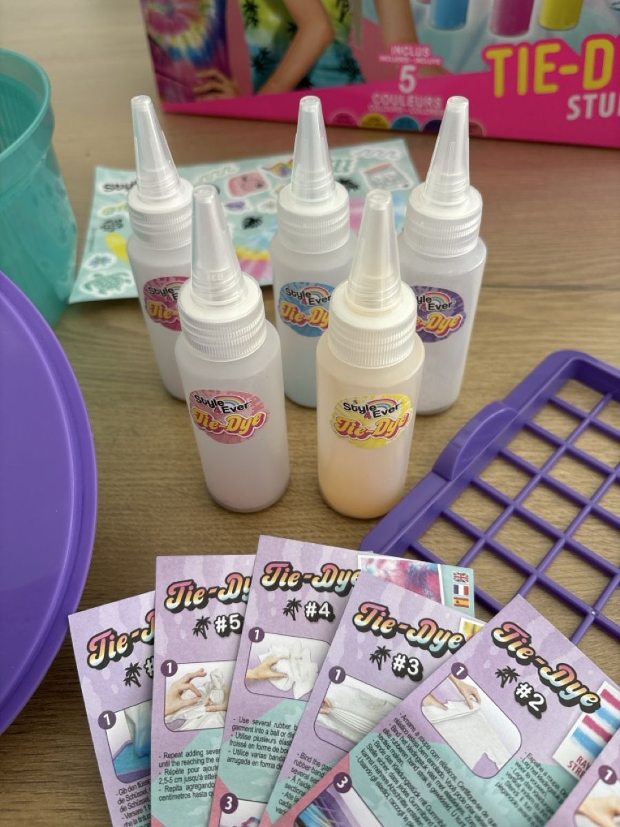 Kit bricolage: Style 4 Ever Tie-Dye Studio, neuwertig, komplett! – Nuovo (secondo la descrizione) da Niederwil AG venduto da pat_l6fn 3