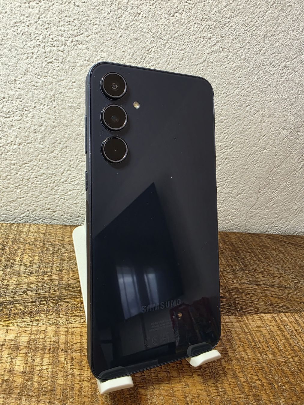 Samsung Telefoni cellulari / Smartphones: Samsung A55 5G – Difettoso da Grächen venduto da -Arturas- 1