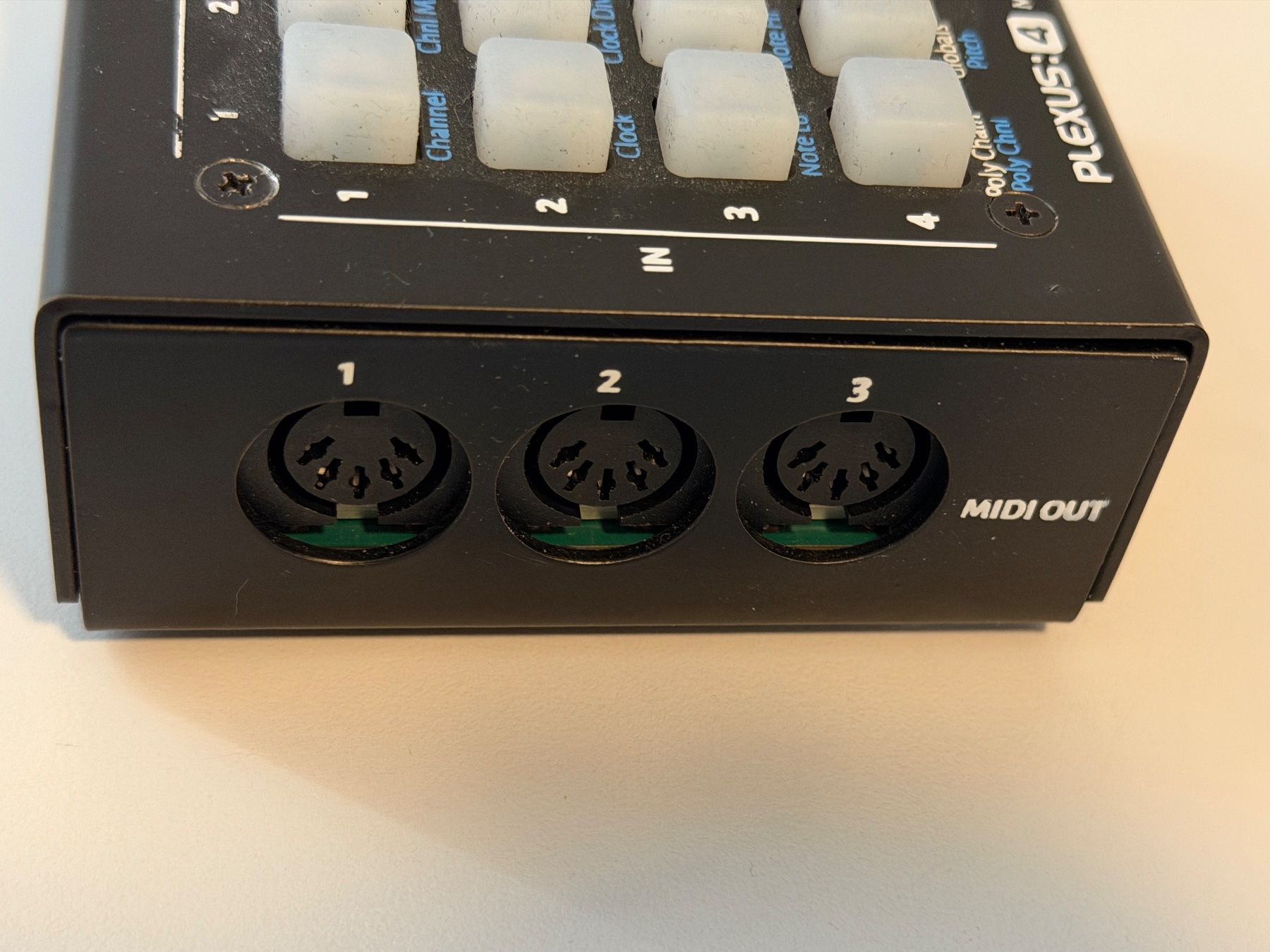 Strumenti musicali: PLEXUS:4  Midi Router – Usato da birsfelden venduto da Ozpower 2