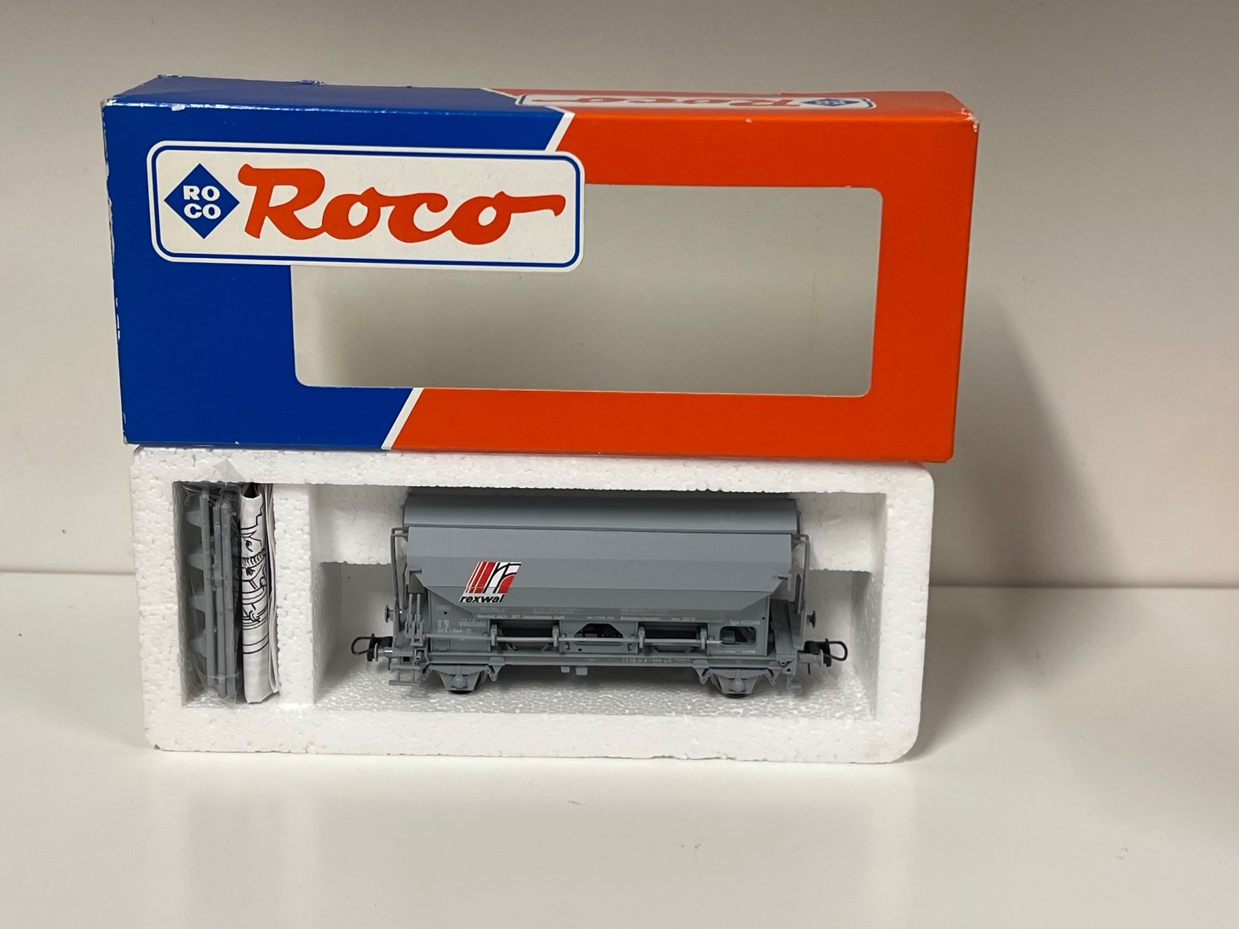 Roco Modellini di ferrovie: Roco 46724 SNCB/NMBS H0 DC – Nuovo e nell'imballaggio originale da Neuenhof venduto da ludovicco