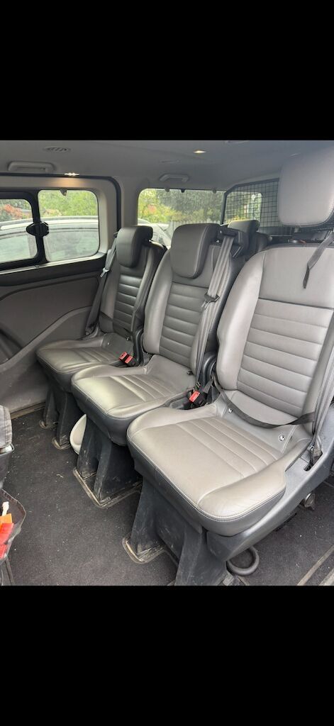 Ford Automobili: Ford Tourneo Custom Van – Difettoso da Volketswil venduto da genti111 3