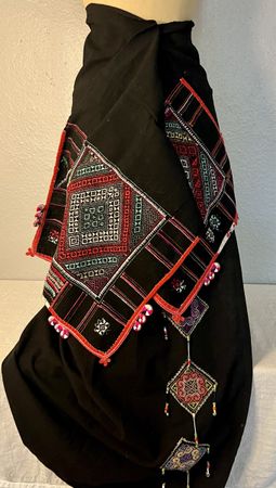 Jupe tribu Hmong avec ceinture tissée et brodées main
