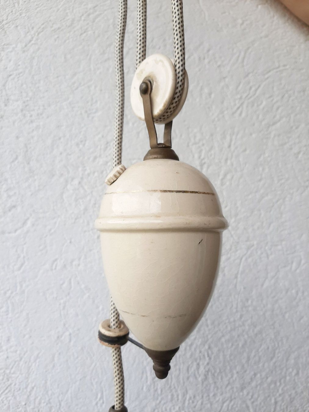 Lustres & lampes de plafonds: Antike Lampe Deckenleuchte mit Flaschenzug – D'occasion à Flaach par maj_w_ 2