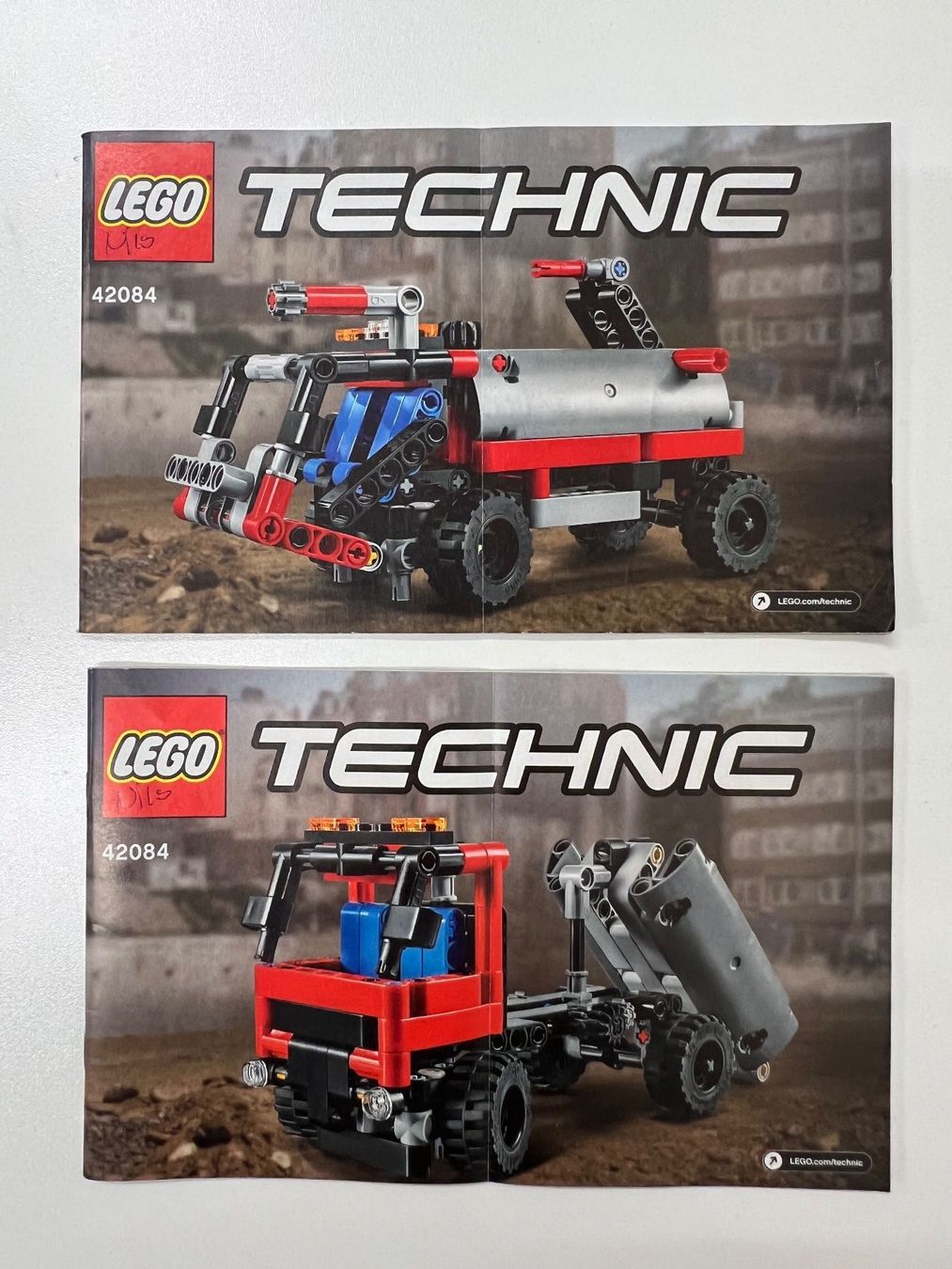Lego Kit di costruzioni: LEGO Technic 42084 - Toller Absetzkipper! – Usato da Bottmingen venduto da Botbas 1