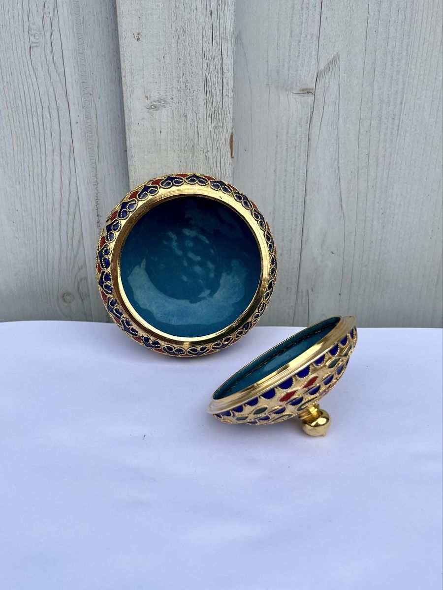 Portagioie: Dose mit Deckel, Gold farbig, Cloisonné-Emaille – Usato da Winterthur venduto da avelotte 5