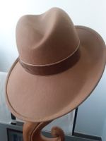 Cappello invernale L.Manzoni Milano- NUOVO