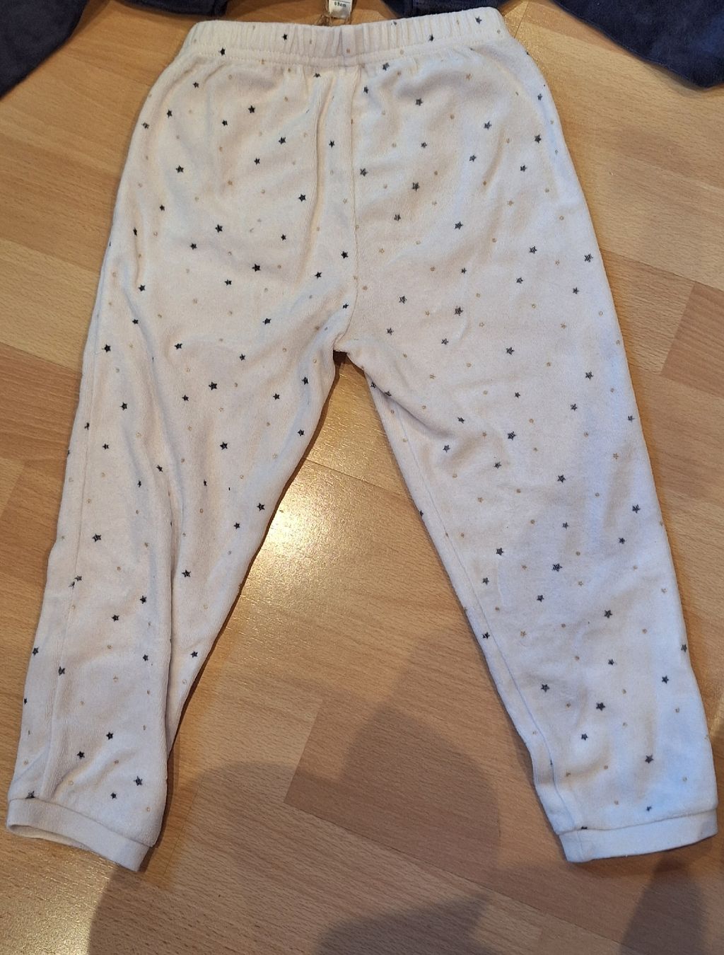 Pyjamas: Pyjama Magic Night, Grösse 98 – D'occasion à Oberägeri par run_cj6q 2