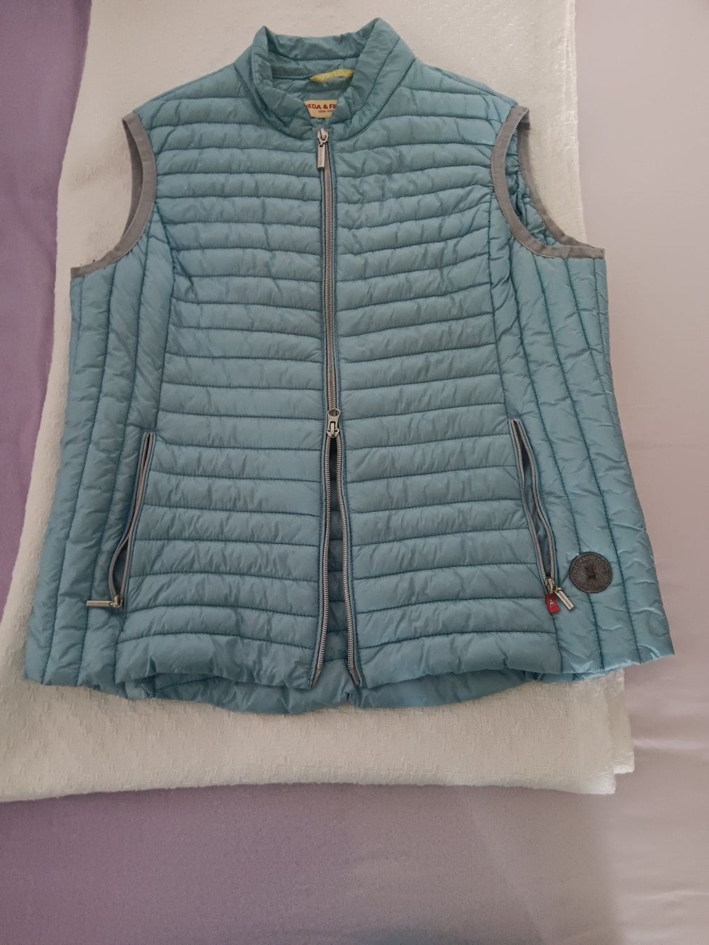 Gilets & Westen: FRIEDA&FREDDIES NEW YORK FESTE 42 HELLBLAU – Gebraucht aus Zürich von chr_l98j