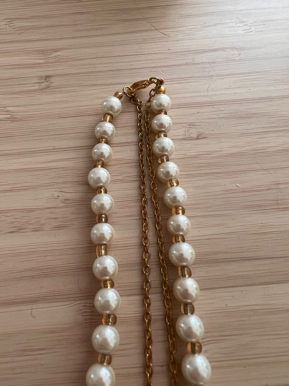 Catenine: White pearl long necklace – Usato da Genève venduto da Ballpencase 2