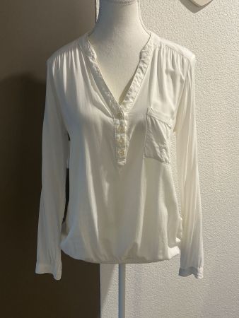 Damen Blusenshirt ecru mit Knopfleiste von Pim Kle