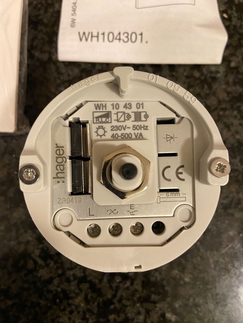 Schalter: Universal Dimmer Neupreis 149.- Schalter Hager – Neu (gemäss Beschreibung) aus Niederrohrdorf von andy_s89 1
