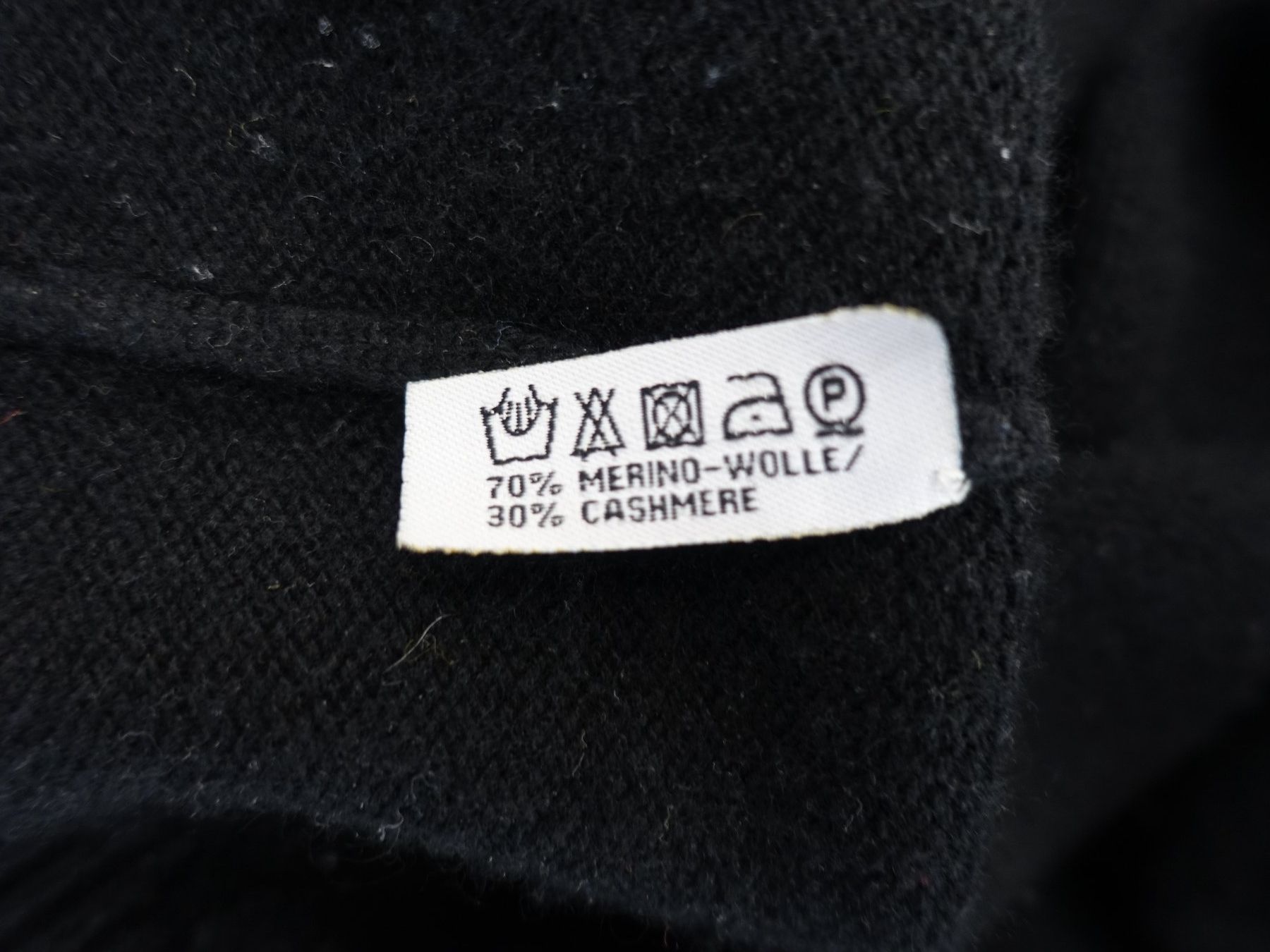 Vestiti: Strickkleid von Feldpausch – Usato da Basel venduto da descendant 4