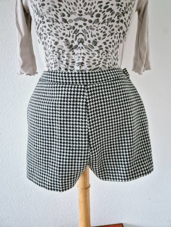 SHORTS KURZE HOSE KARO 40  TOP zu BLUSE TUNIKA SHIRT JACKE