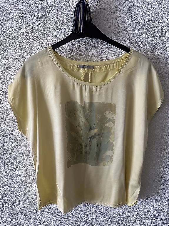 Blusen: Nile 2 Blusen L – Gebraucht aus Gerlafingen von Uragano