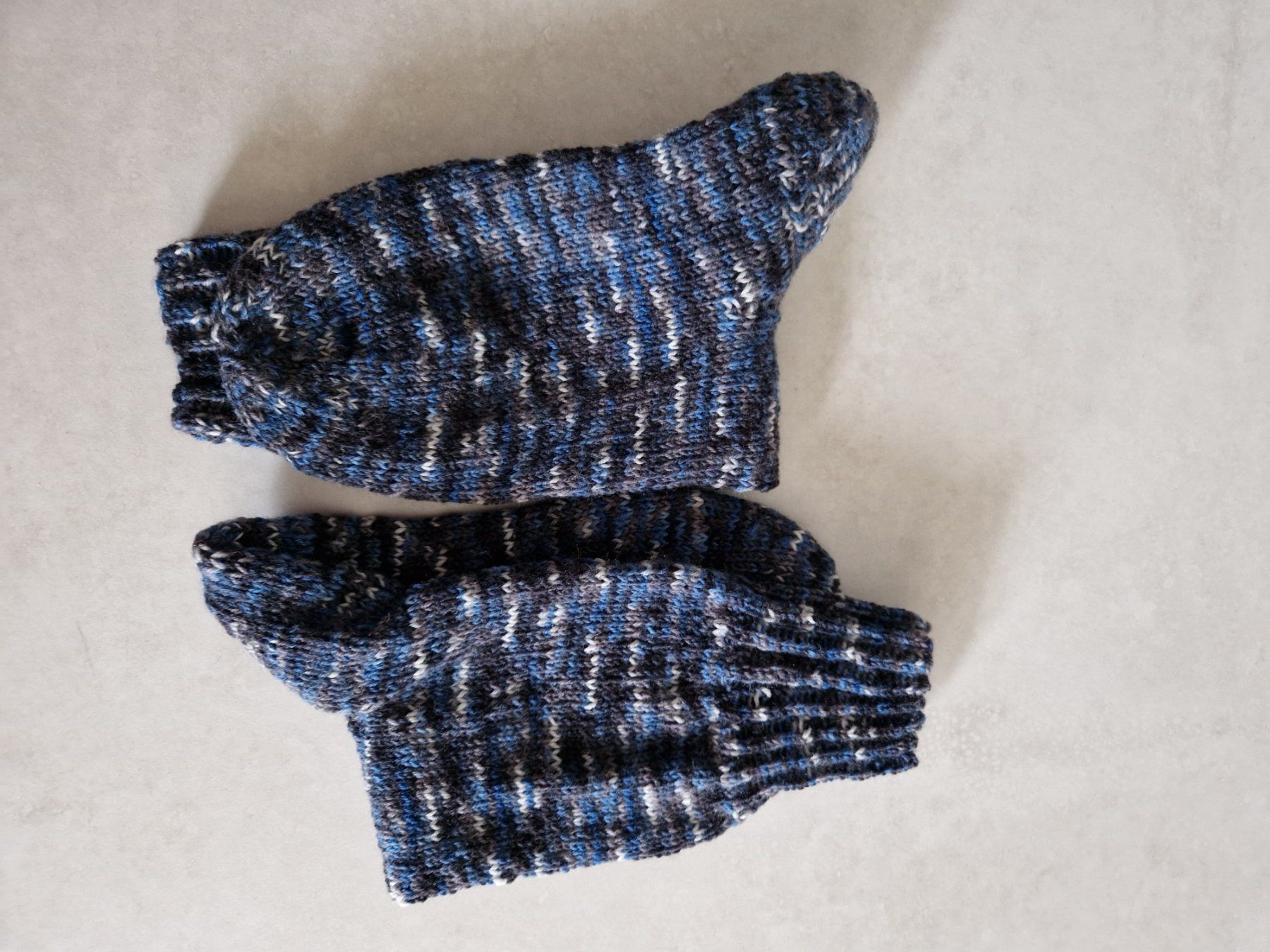 Socken: handgestrickte Socken Gr. 45 – Neu (gemäss Beschreibung) aus Ursenbach von gruenblau 1