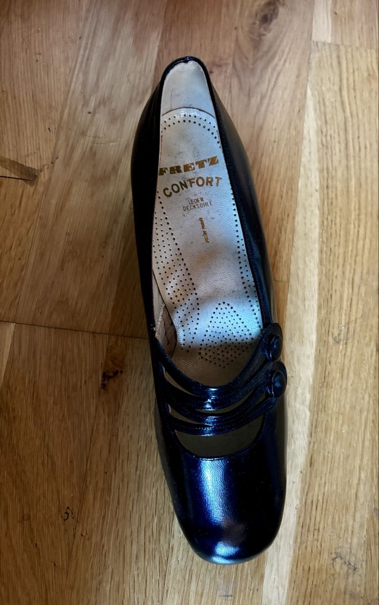 Damenschuhe: Paire de chaussures – Neu und originalverpackt aus Estavayer Le Lac von sico1260 5