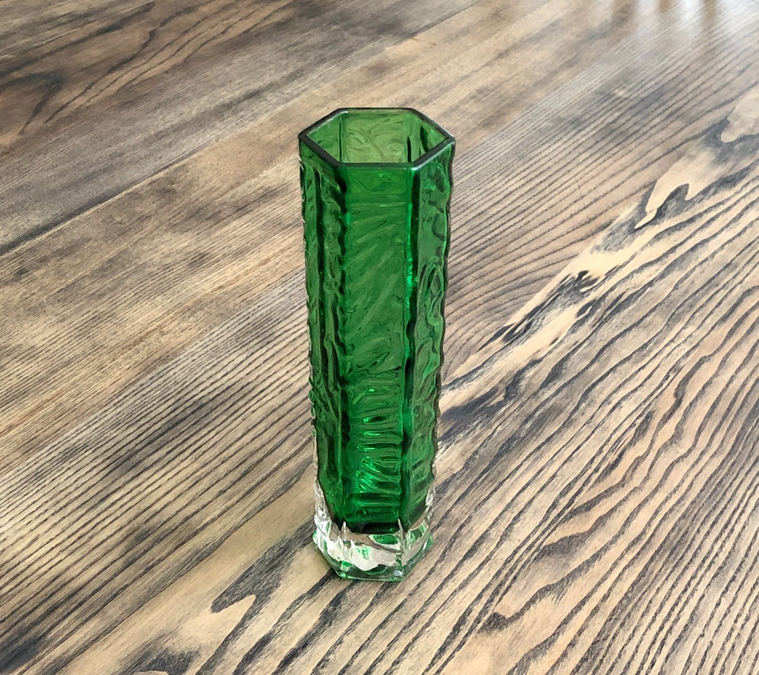 Vasen & Gefässe: Vintage Vase Blumenvase grün hexagonal – Gebraucht aus Berg am Irchel von