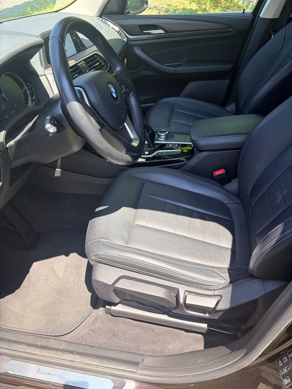 BMW Autos: BMW X3 20d Luxury Line – Gebraucht aus Walchwil von mainogi 3