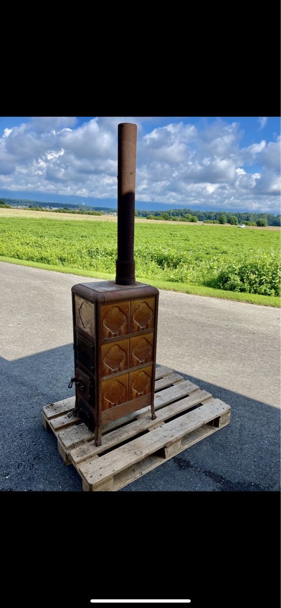 Altri mobili d'antiquariato: Kachelofen antik – Usato da Utzenstorf venduto da sve_m5my 1