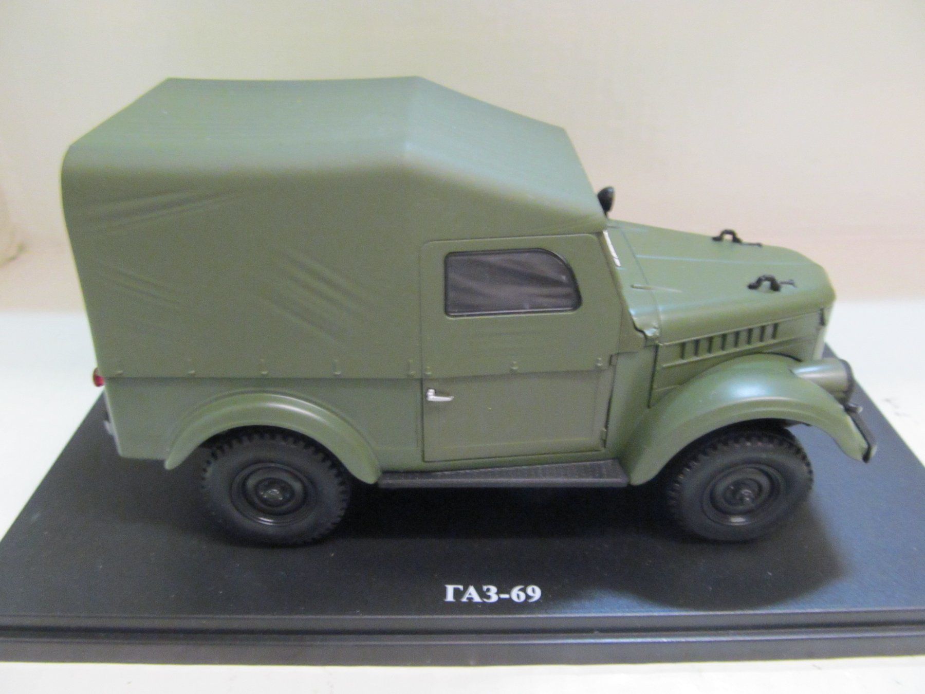 Kit di modellismo & Modellini statici: FA3 - 39  4X4   1:24 – Nuovo (secondo la descrizione) da Grueningen venduto da malamut56 1