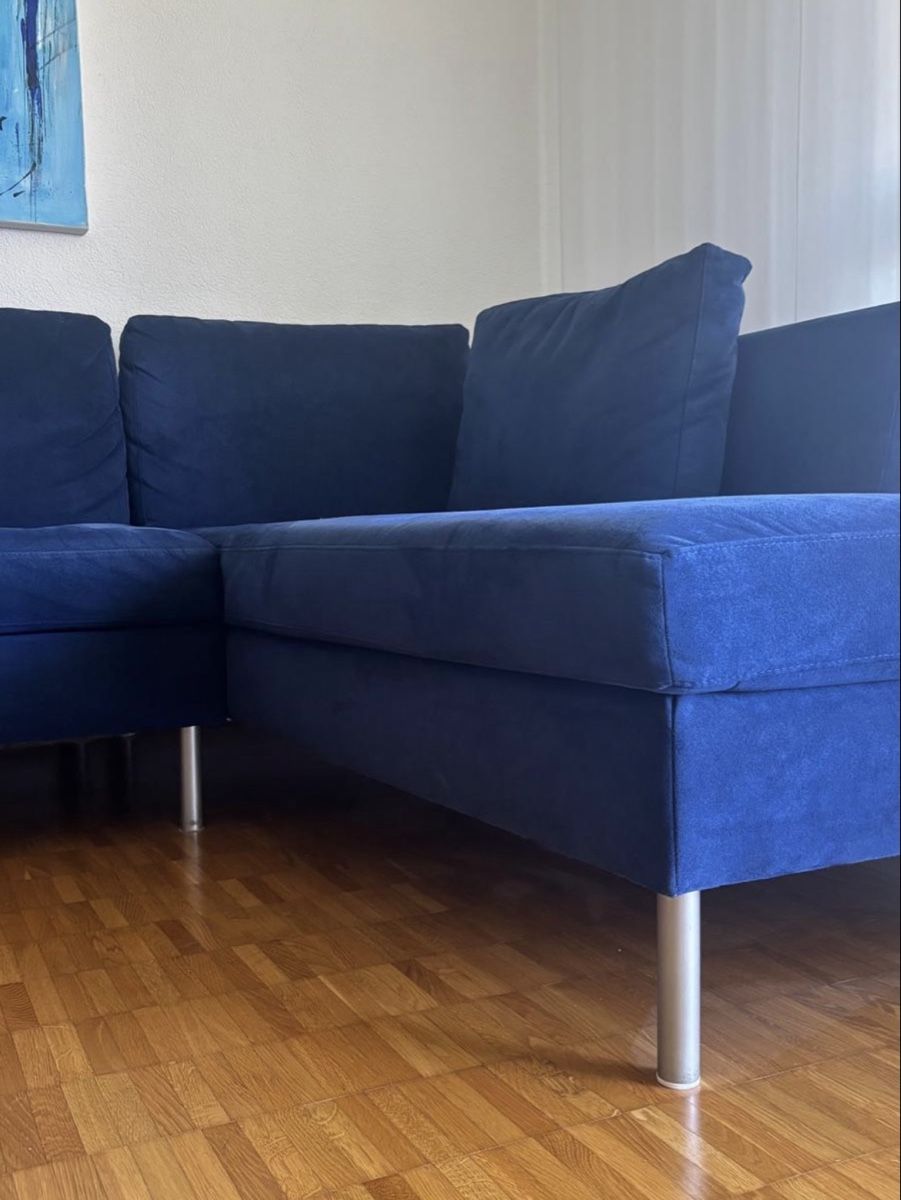 Divani: Blaues Alcantara Ecksofa – Usato da Steffisburg venduto da santra 2