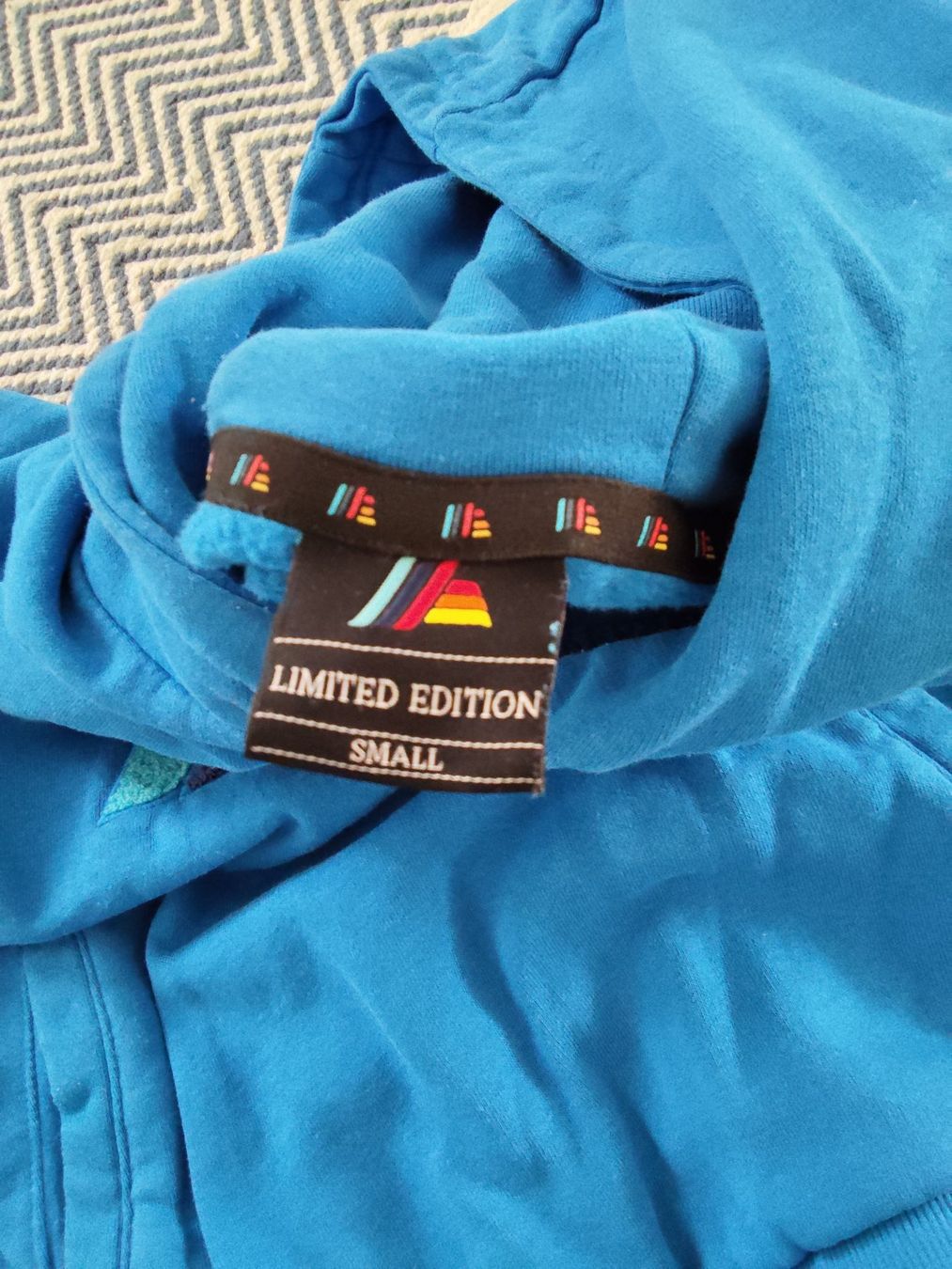 Aldi Maglioni & Felpe: Light Blue Aldi Hoodie, Limited Edition, Size Small – Usato da Bellikon venduto da MellonCollieMitTwint 1
