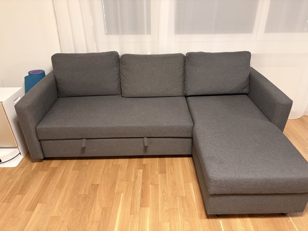 Conforama Sofas: Ecksofa grau mit Bettfunktion und Stauraum – D'occasion à Oberrohrdorf par sar_syk7
