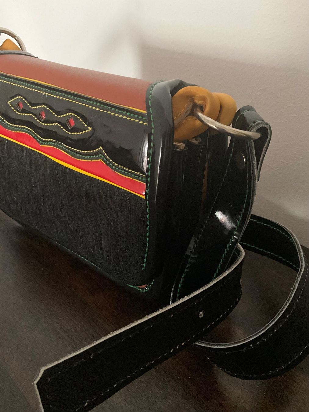 Vera Pelle Borse: Ledertasche in einem speziellen Design – Nuovo e nell'imballaggio originale da Bern venduto da Javero 9