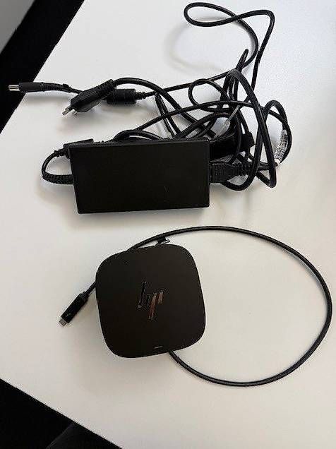 Hewlett Packard Docking station: HP G2 Dockingstation mit Netzkabel – D'occasion à Glattpark(Opfikon) par humanpro 3