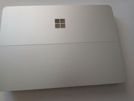 Microsoft Surface Laptop 
