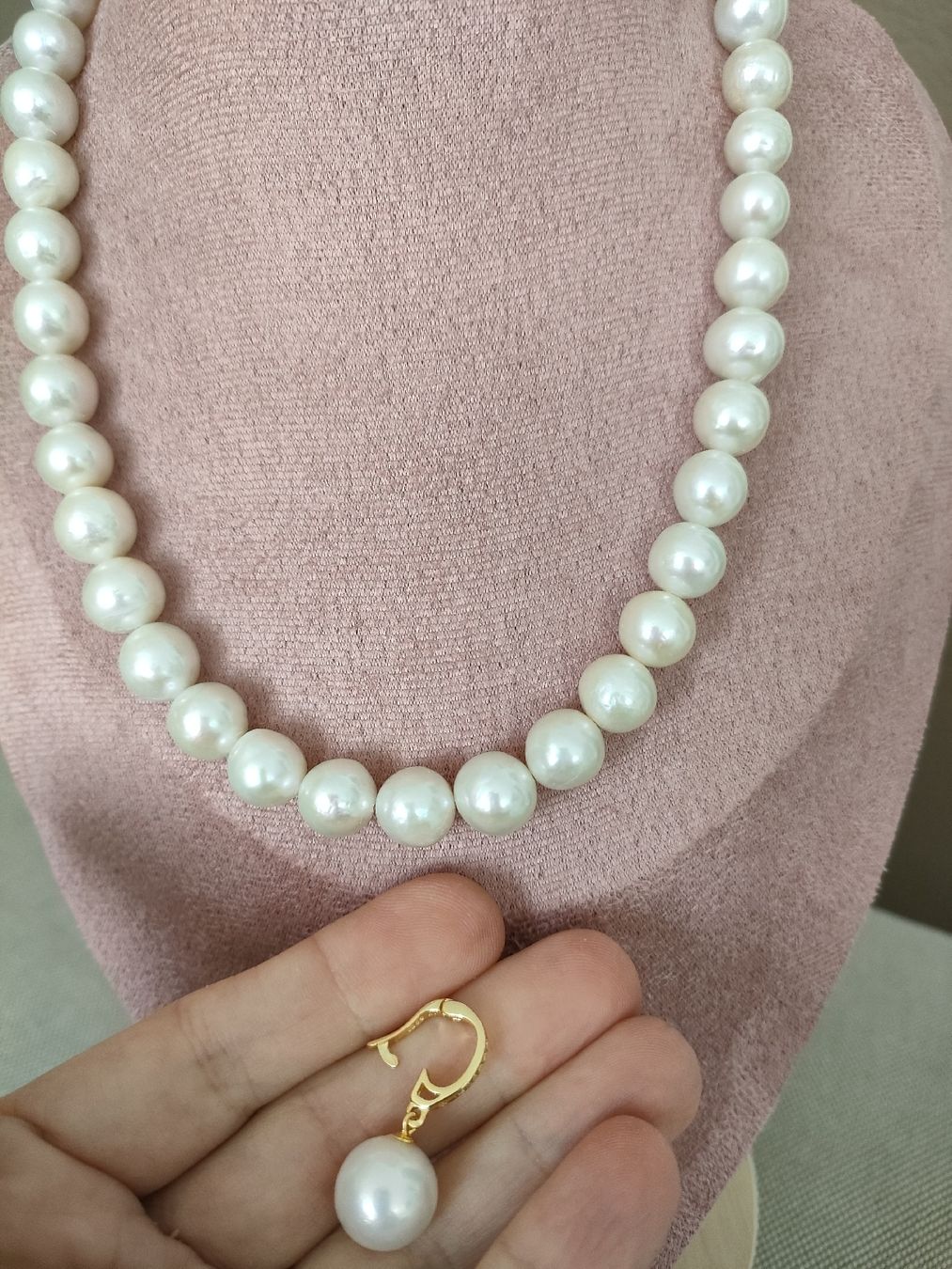 Catenine: Süsswasserperlen Kette mit Anhänger – Nuovo e nell'imballaggio originale da Bern venduto da Lidia.5 6