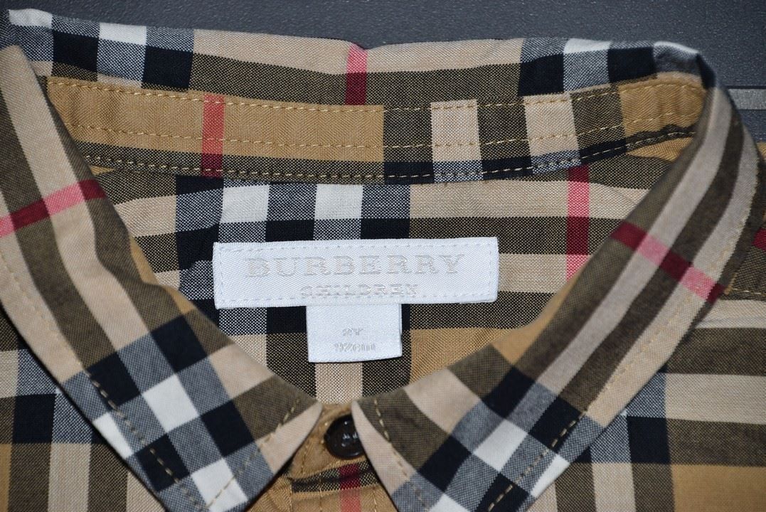 Burberry Hemden, T-Shirts & Polos: Hemd / Chemise Burberry Children 89/92 – Gebraucht aus Collonges von Auganien 2