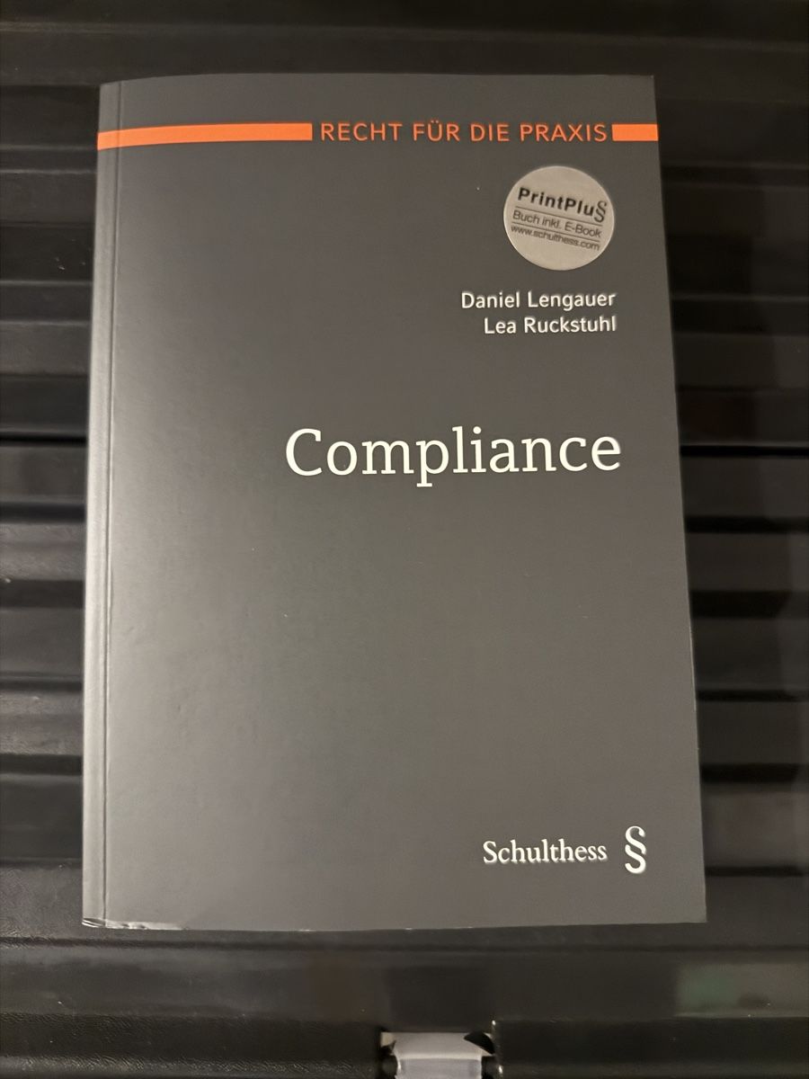 Bücher: SCHULTHESS Compliance PrintPlu§ – Neu (gemäss Beschreibung) aus Winterthur von fij_f65r