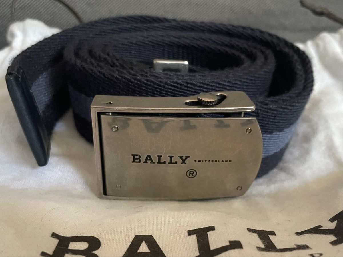 Bally Cinture: Bally Carson Belt size 110/44 – Usato da Comano venduto da alice_x26x