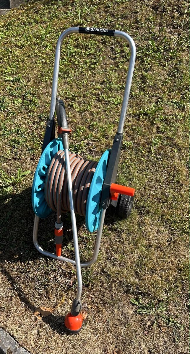 Gardena Tubi & Tubi flessibili: Gardena Gartenschlauchwagen  – Nuovo (secondo la descrizione) da Attinghausen venduto da Sonnenstrahl.1