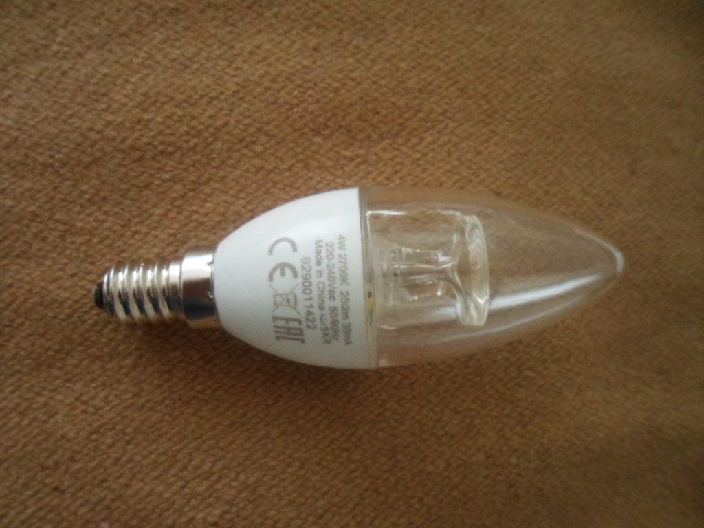 Philips Lampade: LED Lampe klar E14 "25 W" Philips  warmweiss – Usato da Zürich venduto da Tocayo 1