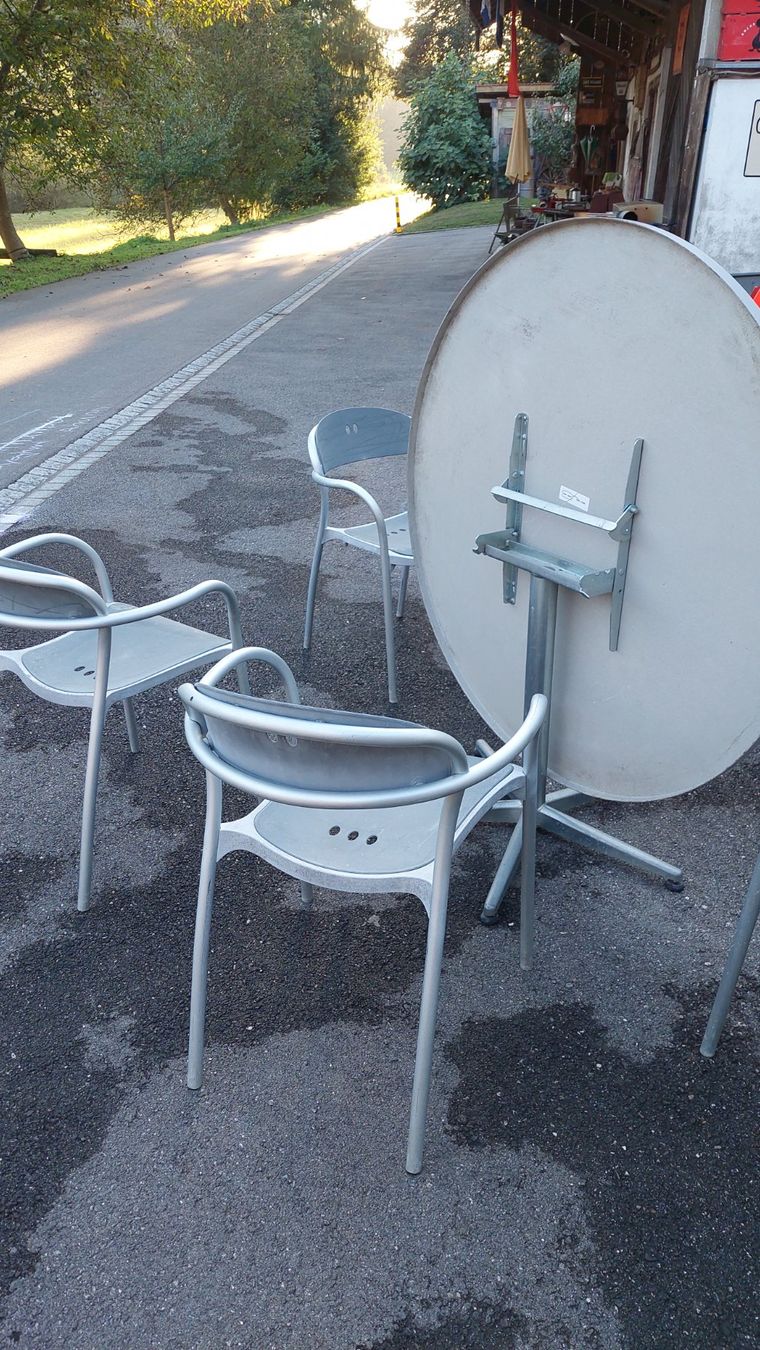 Set de table et chaises: Tischgarnitur mit 6 Stühlen – D'occasion à Othmarsingen par Lanz05 3