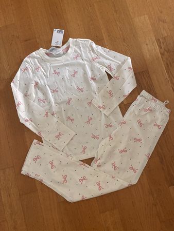schönes Pyjama Gr. 122/128, Neu, H&M