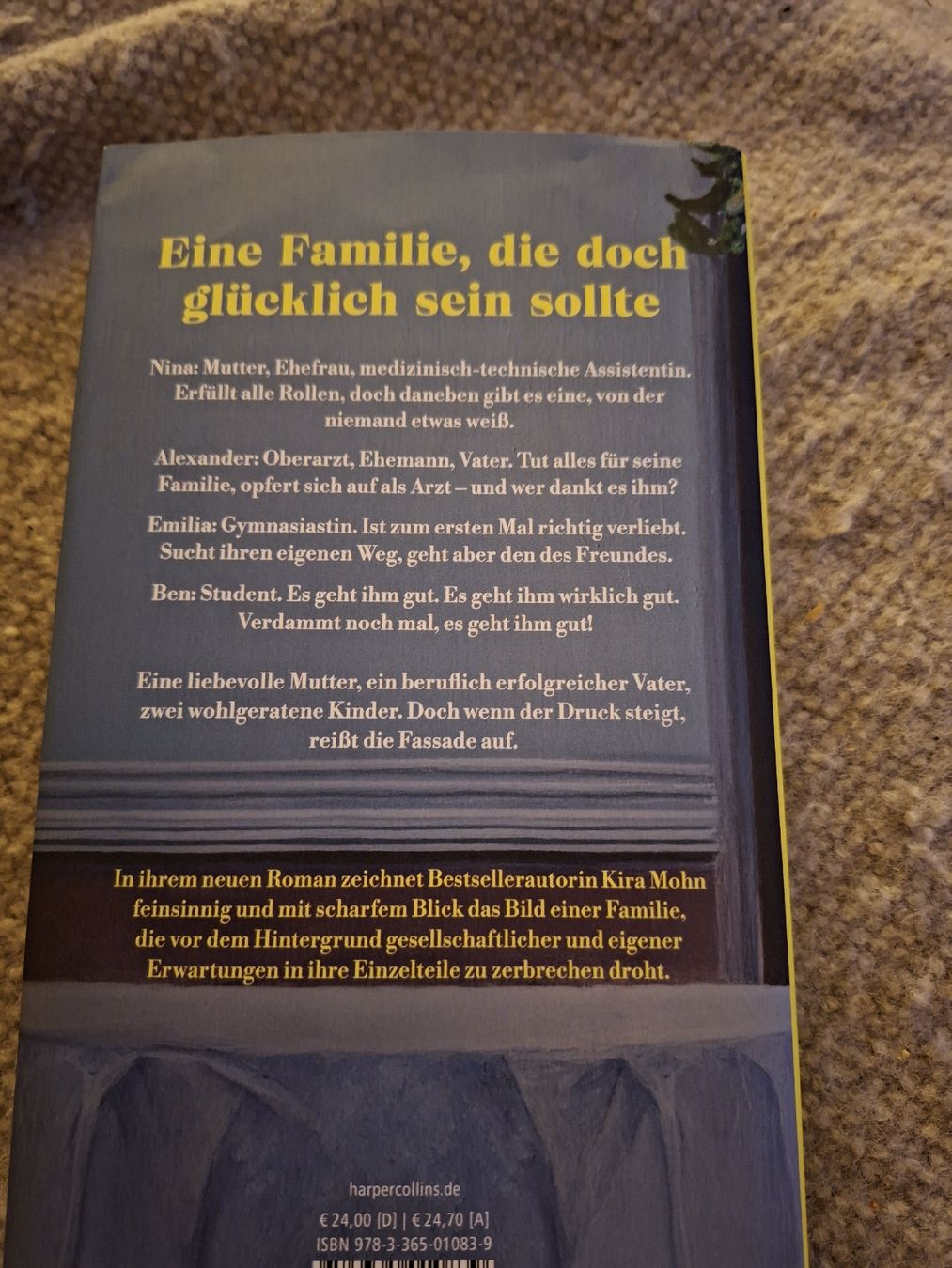 Libri: Kira Mohn "Alle glücklich" Roman - – Usato da Sommeri venduto da san_pwq8 1