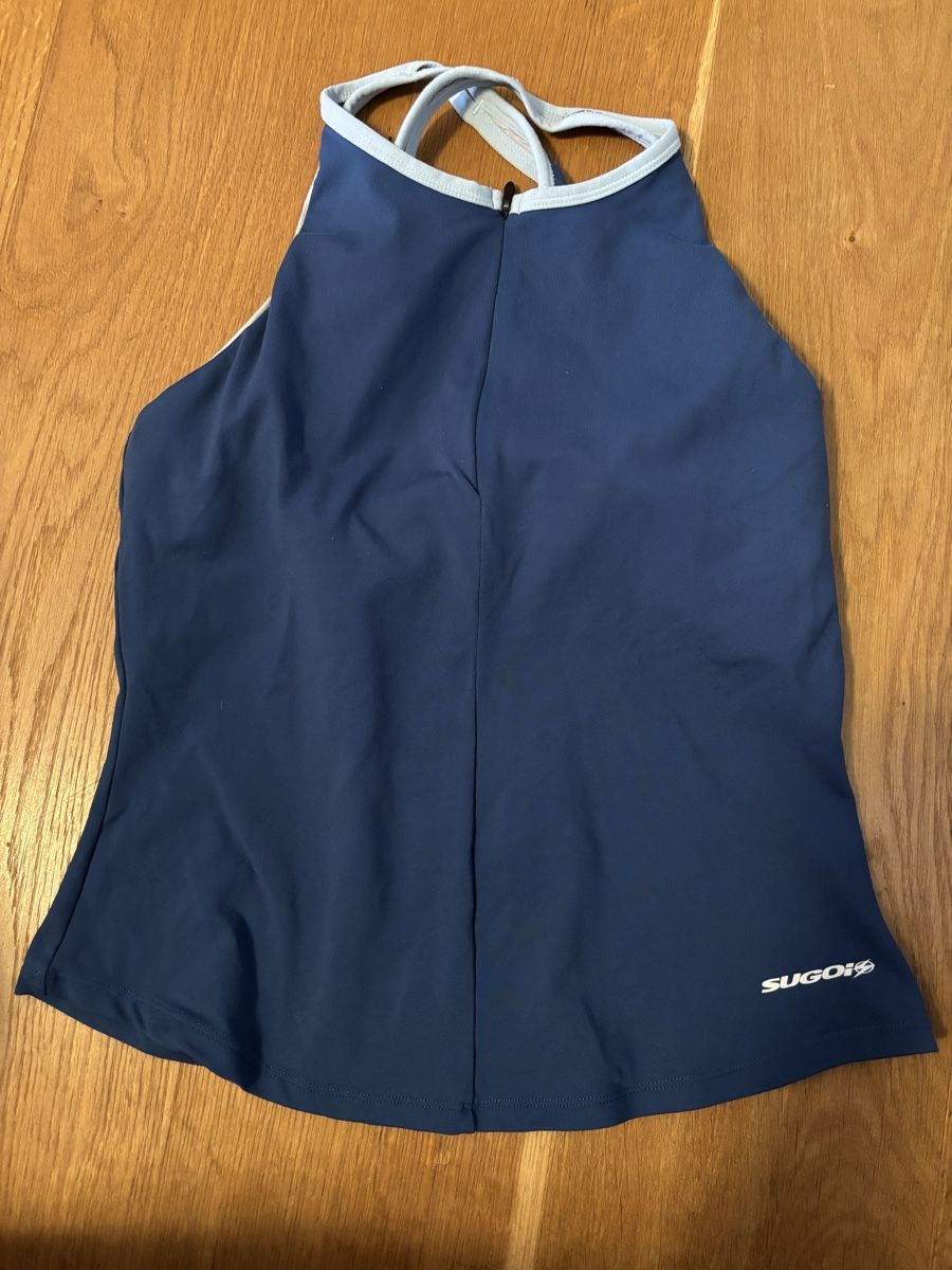 Tops: SUGOI Velo Top – D'occasion à Würenlos par Ashley24