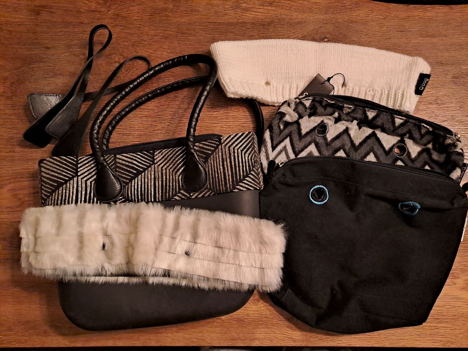 Obag Borse da donna: Joli lot mini obag noir et accessoires – Usato da Ins venduto da nanou84