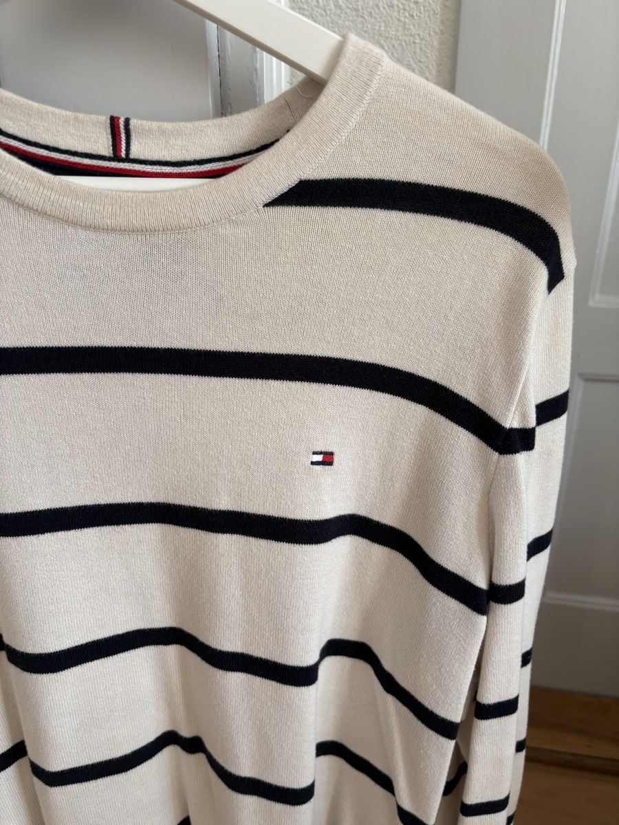 Tommy Hilfiger Maglioni & Felpe: TOMMY HILFIGER SHIRT – Usato da Bern venduto da julian.k97 1