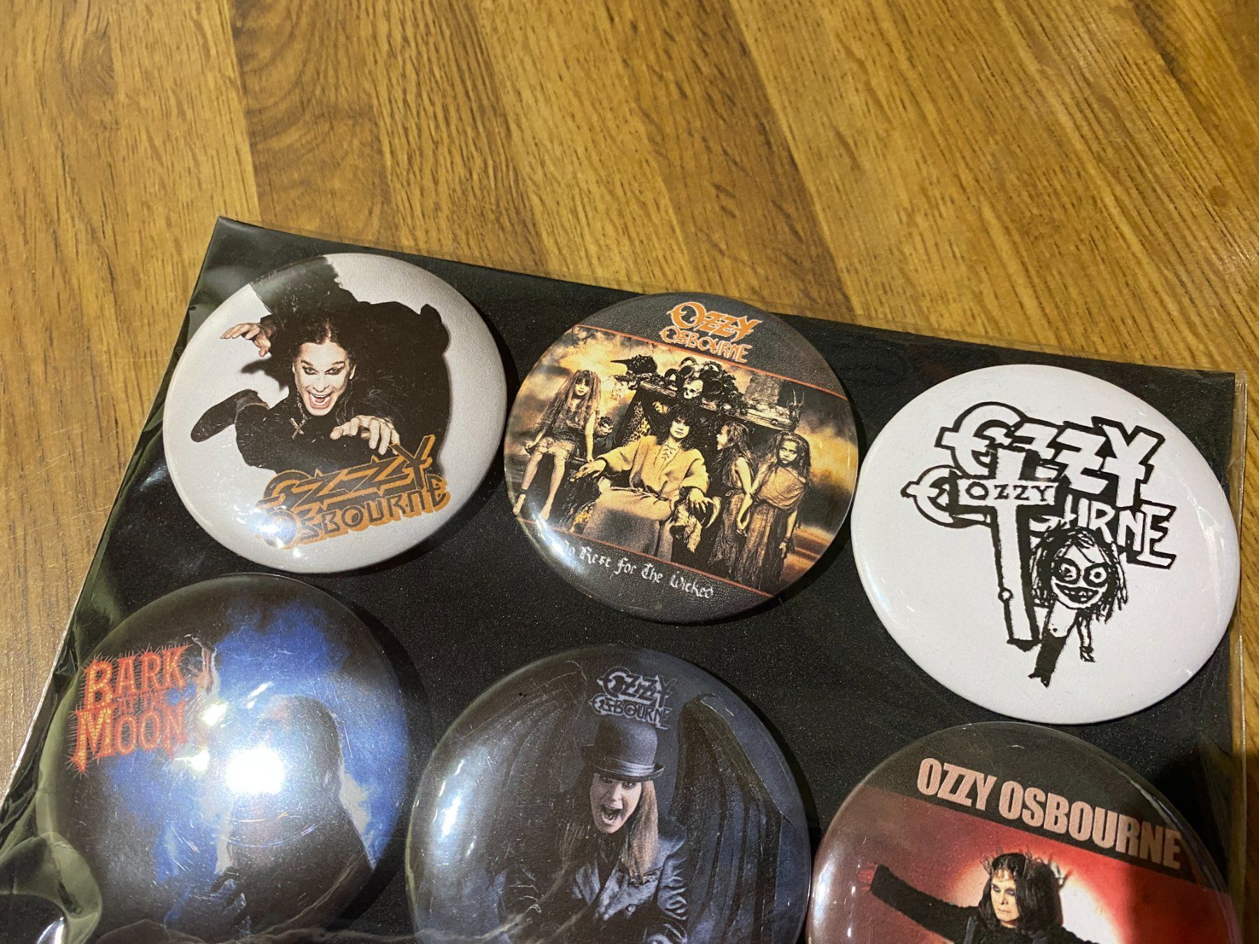 Plaketten & Abzeichen: Ozzy Osbourne Ansteck Badges! – Neu (gemäss Beschreibung) aus Basel von FatCatPacksTheRatt 7