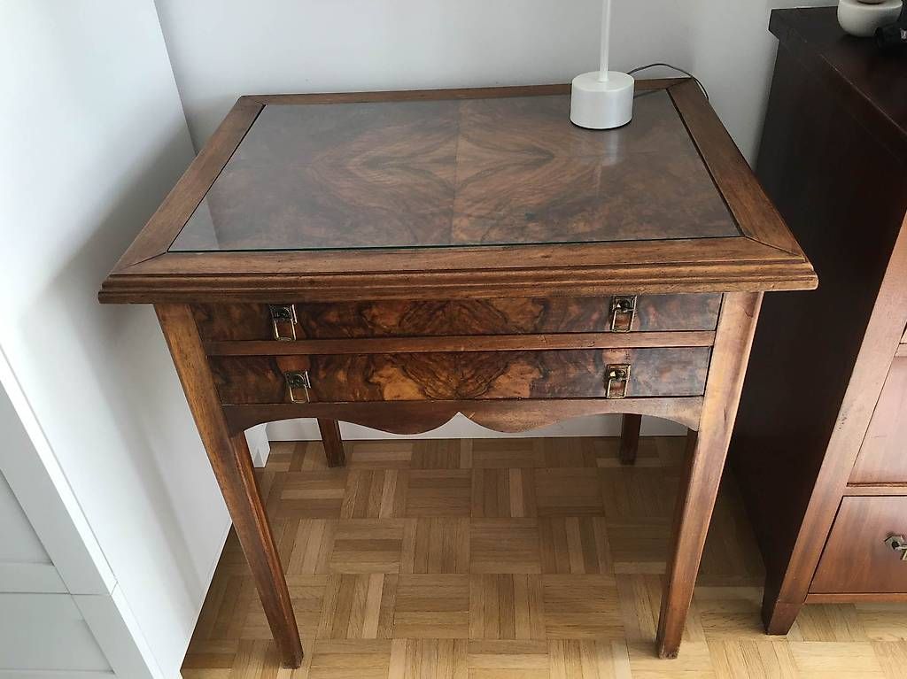 Tavoli: Petite table/secrétaire ancienne – Usato da Corseaux venduto da Josee2