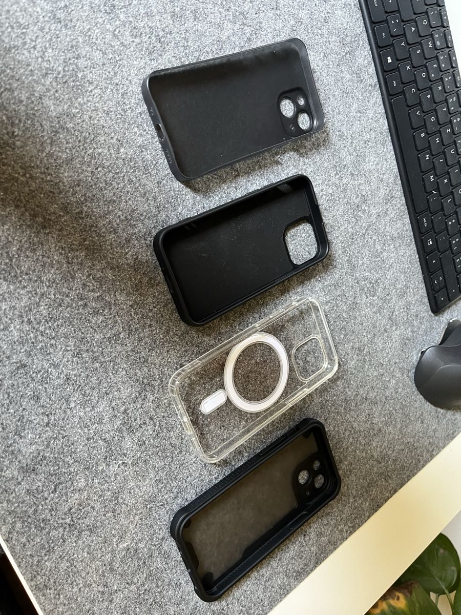 Apple Cover & Protezioni schermo: iPhone mini 13 cover – Usato da Arcegno venduto da Ad86