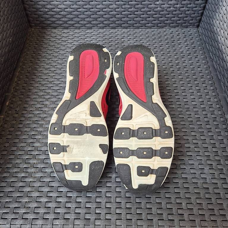 Herrenschuhe: Chaussures de sport – Gebraucht aus Lutry von and_25nt 3
